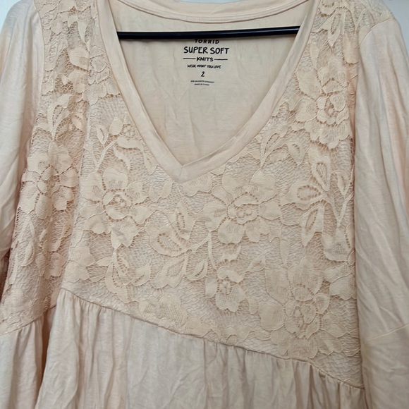 Torrid size 2 cream color blouse - Picture 3 of 4